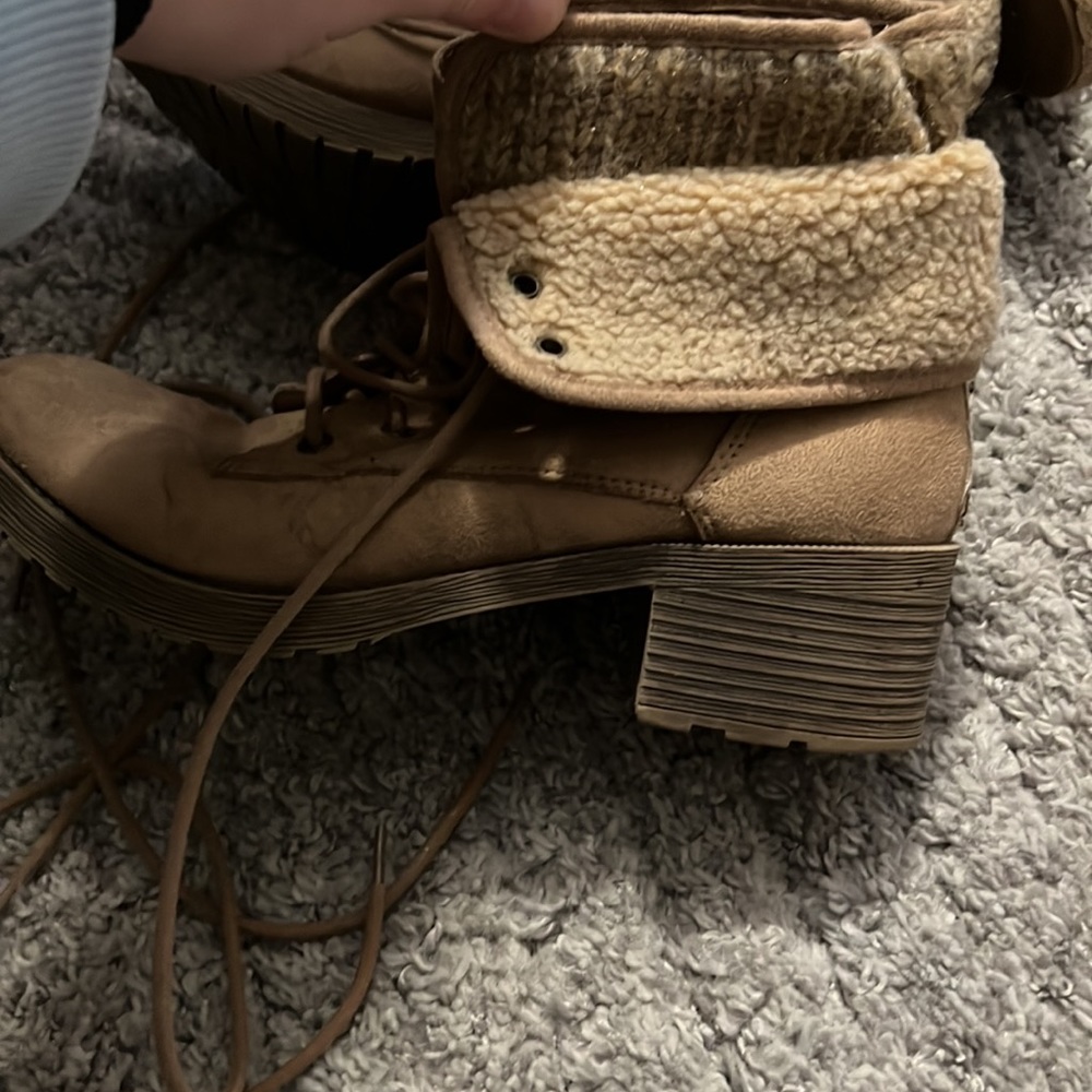 Boots - Picture 2 of 4